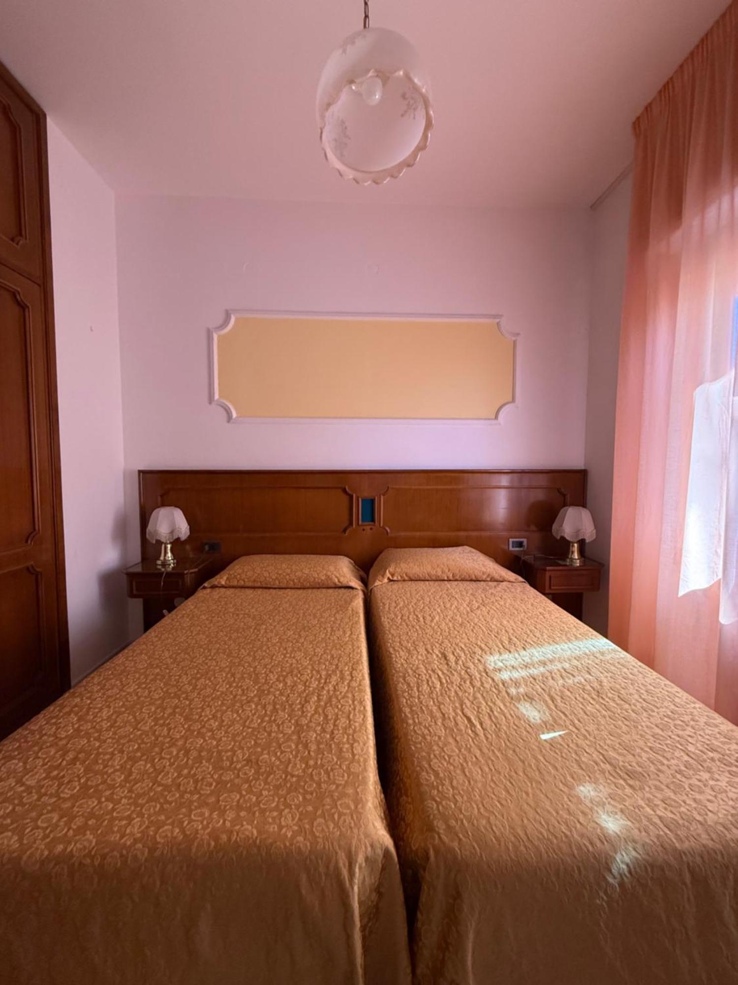 Grifone Hotel Перуджа Екстер'єр фото