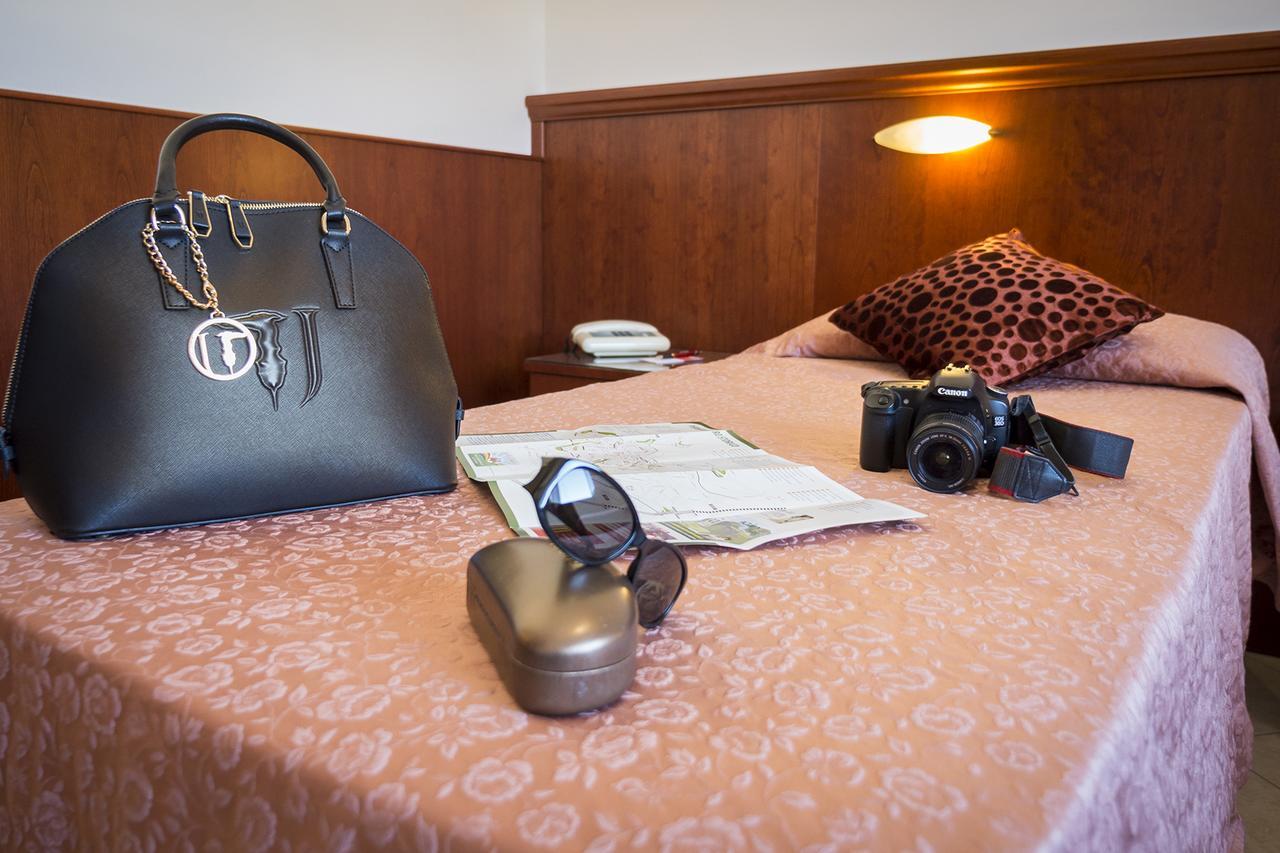 Grifone Hotel Перуджа Екстер'єр фото